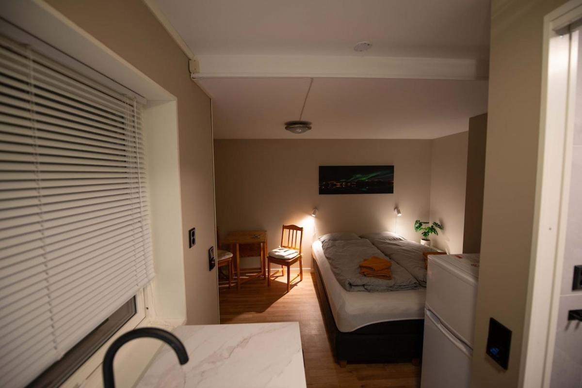 Leilighet Newly Renovated With Separate Entrance
