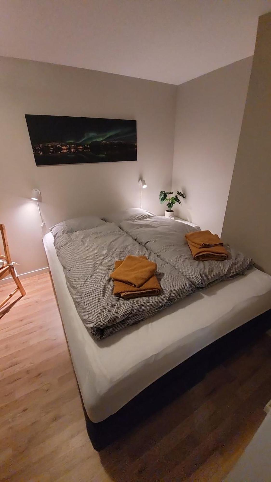Newly Renovated With Separate Entrance * Tromsø